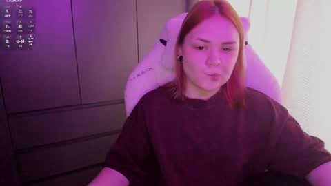 Snapshot of alli_zi chatting on 07-02-26, 02:22 Blair online show from 07-02-26, 02:22