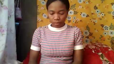 Snapshot of alliciax632770q chatting on 06-10-26, 12:26 alliciax632770q online show from 06-10-26, 12:26