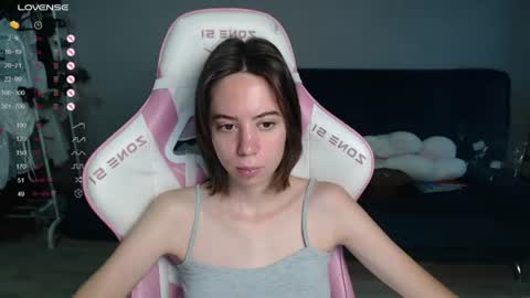 Snapshot of allie_hazie chatting on 07-26-26, 12:08 alice online show from 07-26-26, 12:08