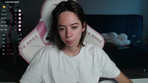 Snapshot of allie_hazie chatting on 07-26-26, 11:55 alice online show from 07-26-26, 11:55