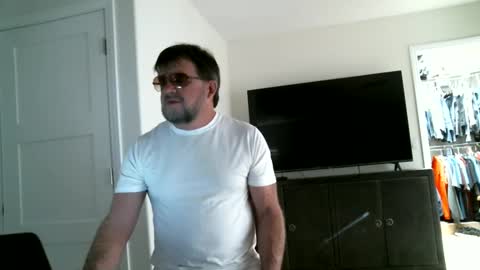 Snapshot of allin36 chatting on 01-21-25, 10:19 Nick online show from 01-21-25, 10:19