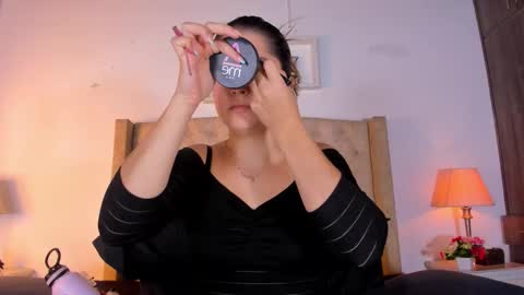 Snapshot of allisson_m chatting on 02-07-26, 12:09 allisson online show from 02-07-26, 12:09