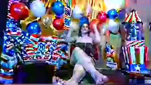 Snapshot of alluringali25 chatting on 07-31-26, 07:24 AlluringAli25 online show from 07-31-26, 07:24