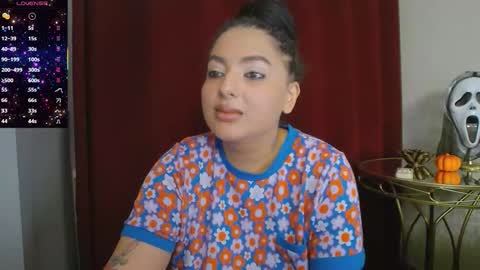 Snapshot of allyiah chatting on 10-21-25, 05:24 online show from 10-21-25, 05:24