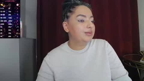 Snapshot of allyiah chatting on 10-23-25, 06:06 online show from 10-23-25, 06:06