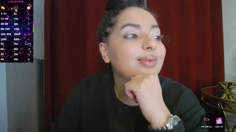 Snapshot of allyiah chatting on 10-24-25, 05:53 online show from 10-24-25, 05:53