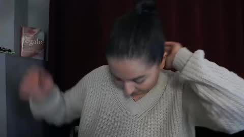 Snapshot of allyiah chatting on 12-14-25, 06:12 online show from 12-14-25, 06:12