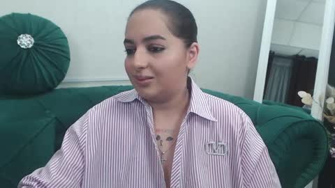 Snapshot of allyiah chatting on 03-27-26, 04:18 online show from 03-27-26, 04:18