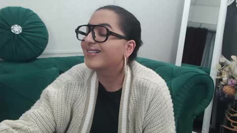 Snapshot of allyiah chatting on 04-15-26, 02:46 online show from 04-15-26, 02:46