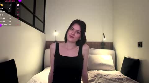 My name is Chris  online show from 07-06-26, 01:41