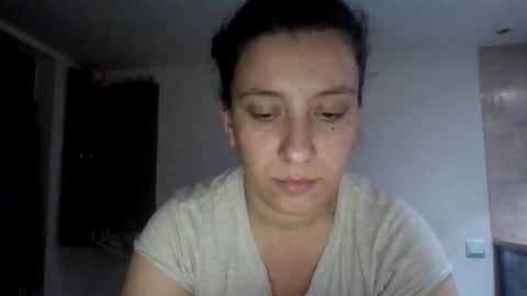 Snapshot of alma_amy chatting on 02-01-26, 08:18 Alma online show from 02-01-26, 08:18