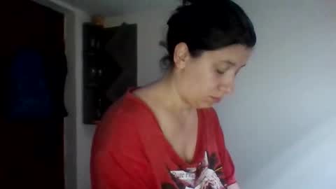 Snapshot of alma_amy chatting on 02-14-26, 09:00 Alma online show from 02-14-26, 09:00