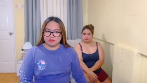 Almira online show from 04-23-26, 02:13