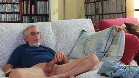 almost 9 online show from 02-21-26, 03:35