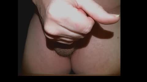 Snapshot of almost__home chatting on 02-19-26, 07:26 almost__home online show from 02-19-26, 07:26