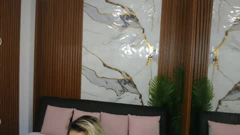 alonddra_tay online show from 04-17-26, 11:35