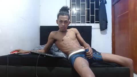 Snapshot of alpha_bs03 chatting on 11-26-25, 08:37 alpha_bs03 online show from 11-26-25, 08:37