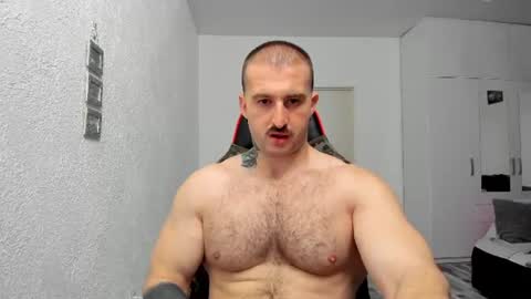 MuscleGod online show from 07-14-26, 02:05