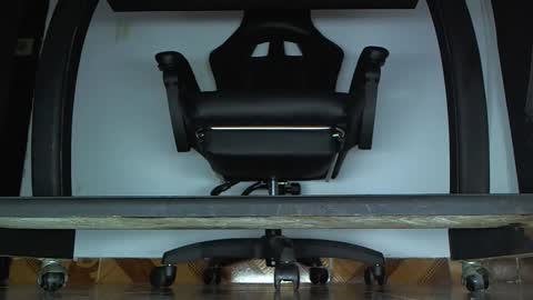 Snapshot of alphacashmaster8 chatting on 03-25-26, 03:29 MASTER FINDOM DRAIN... online show from 03-25-26, 03:29