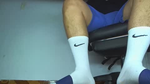 Snapshot of alphacashmaster8 chatting on 04-15-26, 08:31 MASTER FINDOM DRAIN... online show from 04-15-26, 08:31