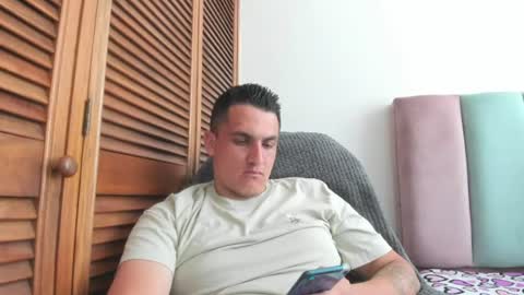 Snapshot of alphadesire69 chatting on 06-17-26, 04:41 AlphaDesire69 online show from 06-17-26, 04:41