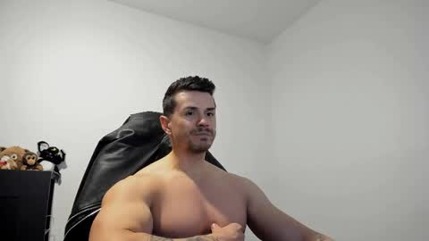 LeatherMaster online show from 04-18-26, 07:07