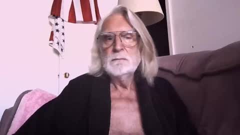 AlphaUniform online show from 09-15-25, 03:12