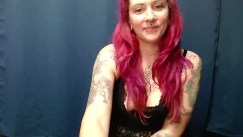 Lily online show from 05-13-26, 06:27