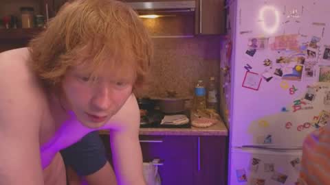 Snapshot of alvin__main chatting on 04-11-26, 10:47 Alvin Puska -- online show from 04-11-26, 10:47