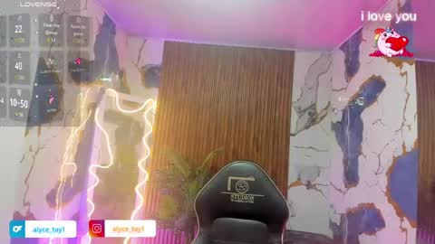 ALYCE  online show from 04-23-26, 11:31