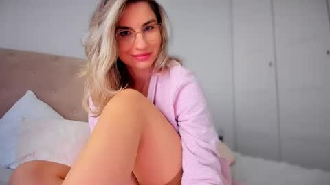 alymiss online show from 04-27-26, 08:12