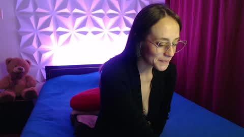 Amalett online show from 05-12-26, 04:09