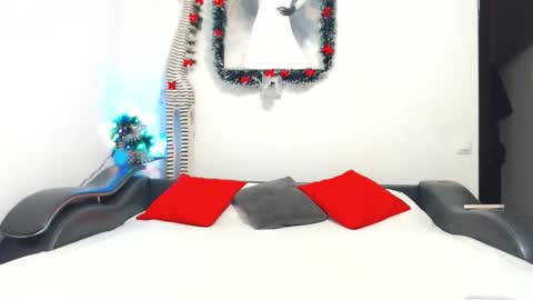 amali2015 online show from 12-17-25, 07:20