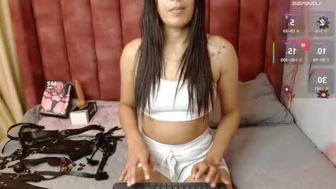 Hilary Ester online show from 04-19-26, 08:55