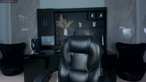 Snapshot of amalia_cruss chatting on 07-04-26, 08:15 Amalia cruss online show from 07-04-26, 08:15