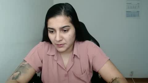 The queen of the biceps  online show from 02-23-26, 06:22