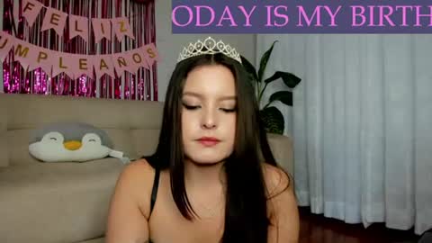 Snapshot of amanda_callum_ chatting on 06-24-26, 02:05 Katha online show from 06-24-26, 02:05