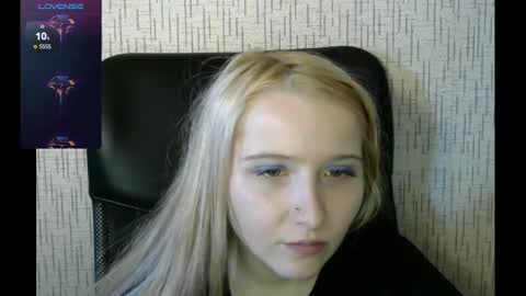 Amanda online show from 02-07-25, 01:11