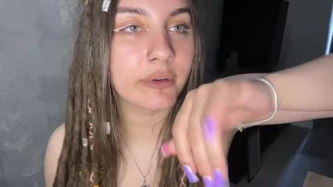 Amanda online show from 04-18-26, 08:07