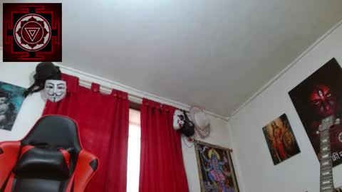 Amanda Valeska online show from 10-27-25, 05:50