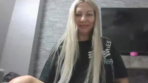 amandaxxz online show from 09-15-25, 07:30