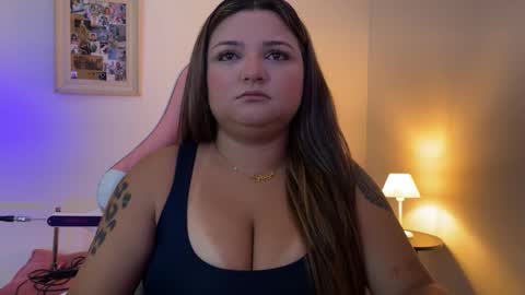 Snapshot of amandhaaa chatting on 01-19-26, 04:11 Amandha online show from 01-19-26, 04:11