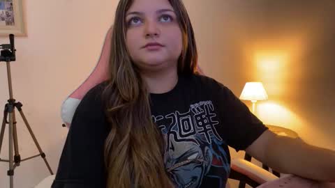 Snapshot of amandhaaa chatting on 02-19-26, 02:24 Amandha online show from 02-19-26, 02:24