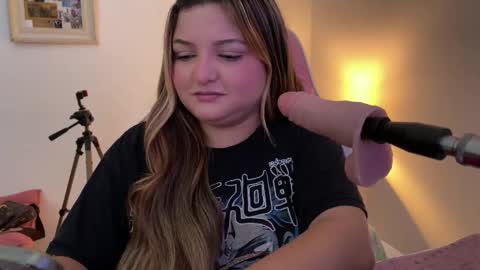 Snapshot of amandhaaa chatting on 03-12-26, 03:40 Amandha online show from 03-12-26, 03:40