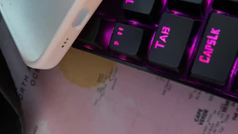 Snapshot of amandhaaa chatting on 04-03-26, 04:49 Amandha online show from 04-03-26, 04:49