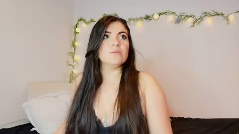 Amara Vega  online show from 05-30-26, 11:18