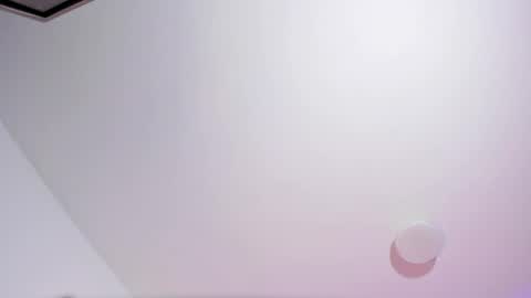 Snapshot of amaralewis chatting on 05-18-26, 12:44 AMARA online show from 05-18-26, 12:44