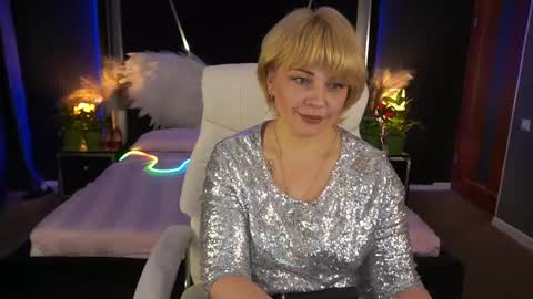Sofia online show from 05-25-26, 06:58