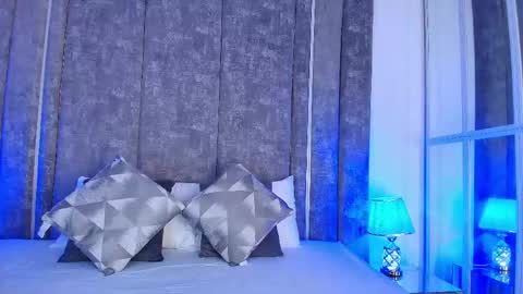 Emily online show from 05-07-26, 10:31