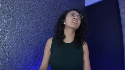Emily online show from 05-11-26, 02:45
